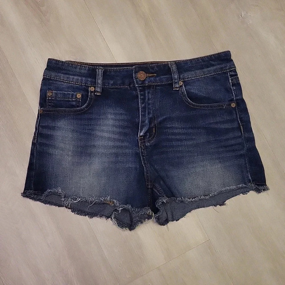 🛍Indigo Rein Cutoff Denim Dark Wash Juniors‎ Shorts Size 7 - Picture 1 of 5
